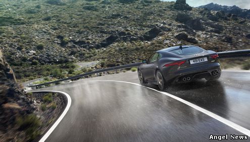 Jaguar and Land Rover Debuts New Models and Technology Advancements at 2014 Los Angeles Auto Show