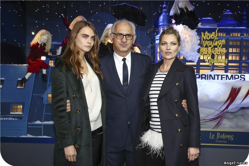 Printemps : Kate Moss and Cara Delevingne unveil the Christmas window displays